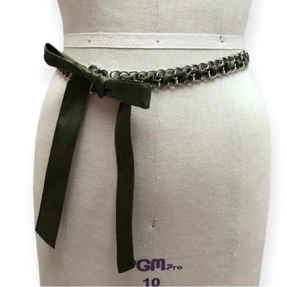 Express Accessories - Y2K Express Ribbon Double Cain Link Belt